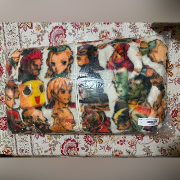 Marvel vs. Capcom | Kith Fighter Vintage Faux Fur Jaysen Hoodie in Sandrift XL - Picture 7 of 9